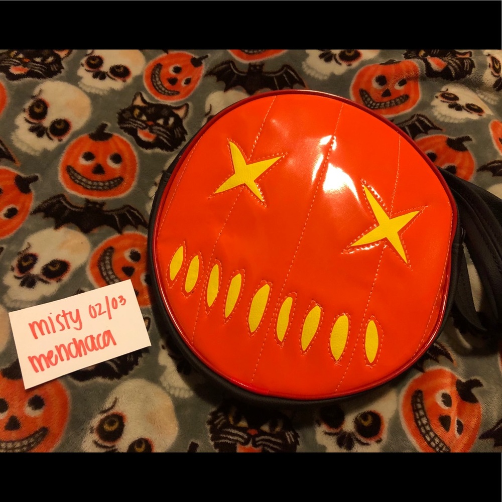 Sams Pumpkin Purse